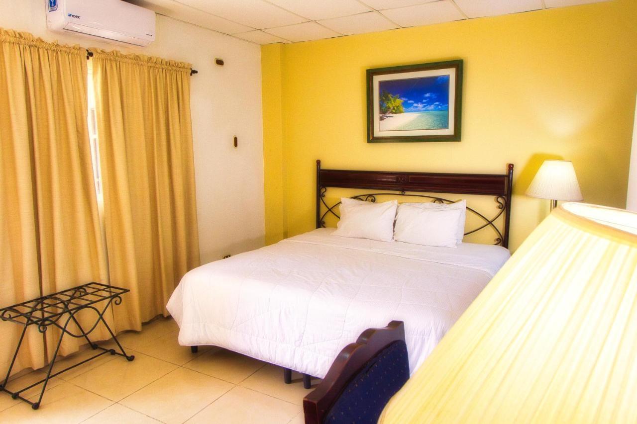 Hotel Santa Elena Antiguo Cuscatlán Εξωτερικό φωτογραφία
