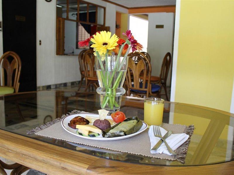 Hotel Santa Elena Antiguo Cuscatlán Εξωτερικό φωτογραφία