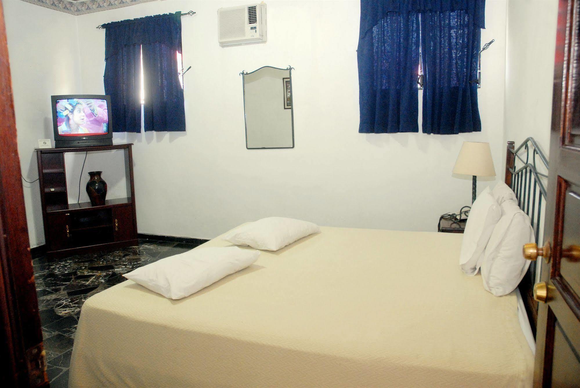 Hotel Santa Elena Antiguo Cuscatlán Εξωτερικό φωτογραφία