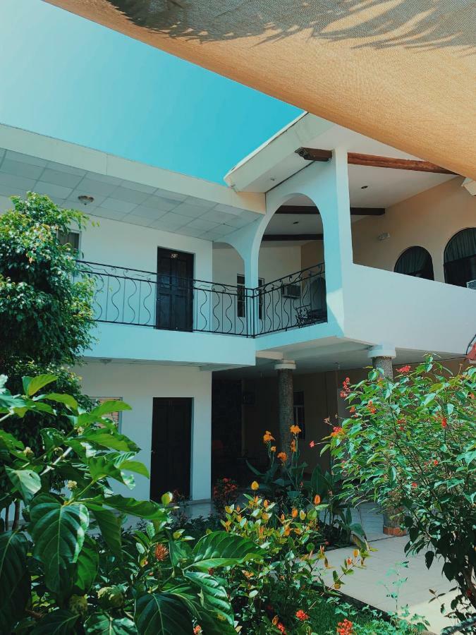 Hotel Santa Elena Antiguo Cuscatlán Εξωτερικό φωτογραφία